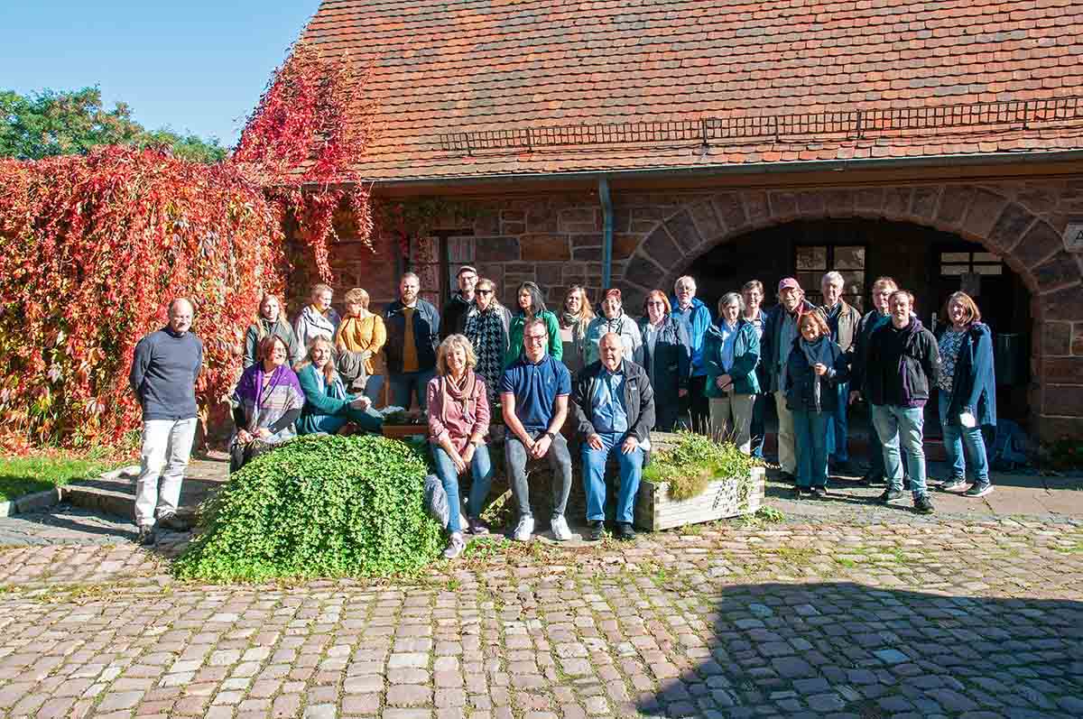 Gruppenbild Gedenkstättenfahrt Breitenau unsere Teilnehmer*innen