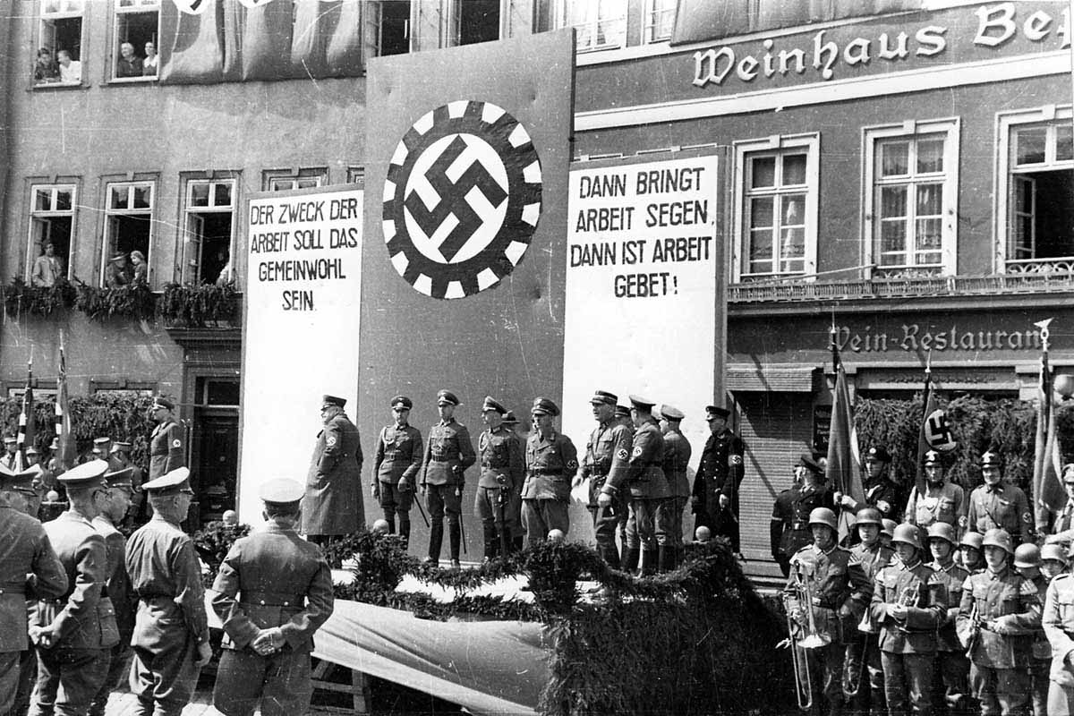 1. Maikundgebungen der NSDAP zwischen 1933 und 1939 auf dem Domplatz