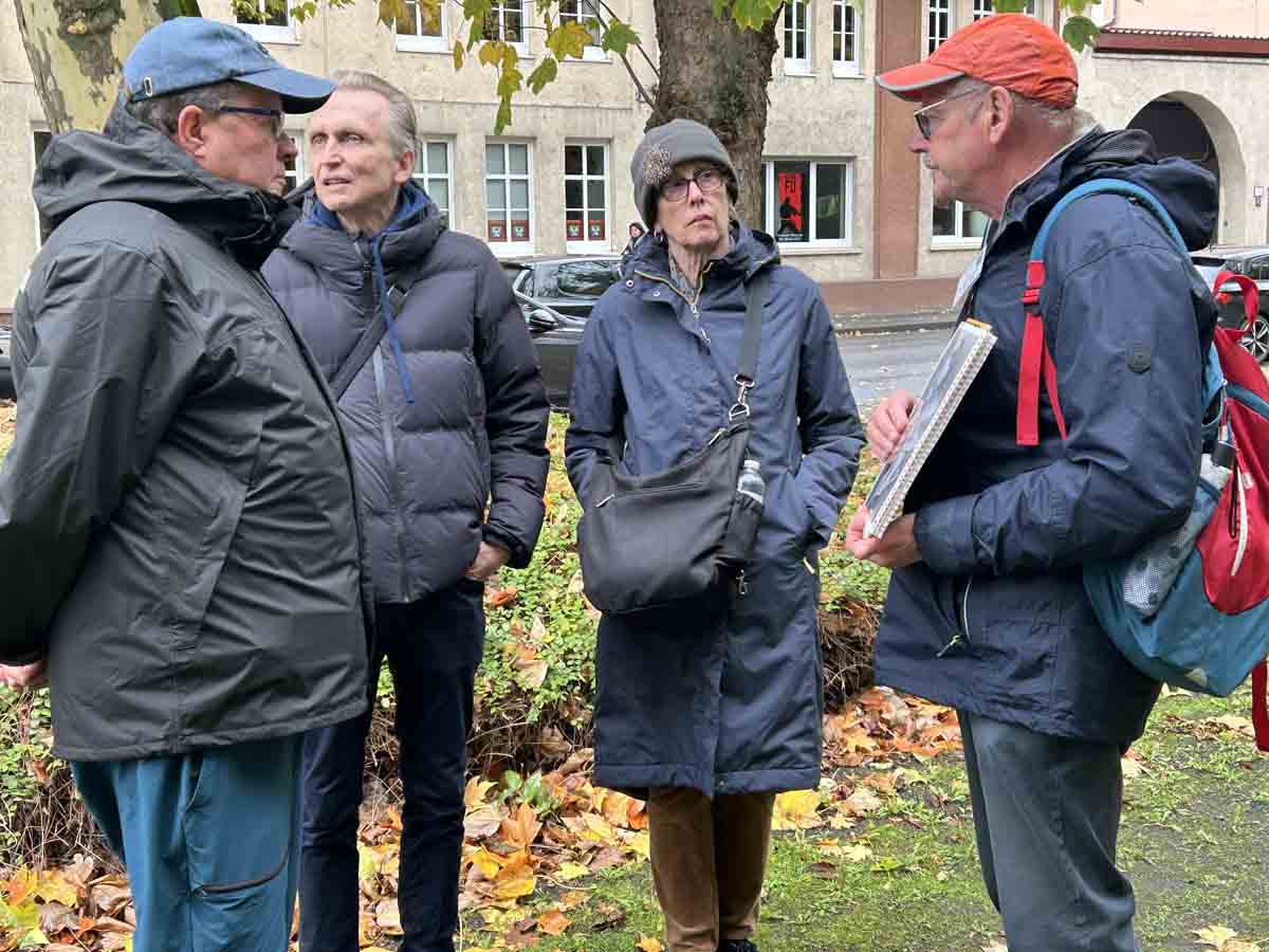 2022-10-28-WdE-SF_Familie-Keller-NY_28 Spezialführung »Auf den Spuren der Fa. Leitz GmbH und derFam. Leitz am 21.10.2025