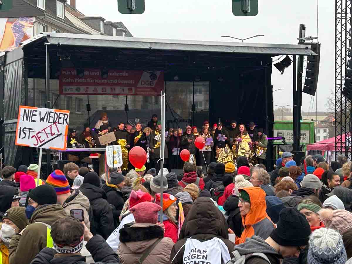 2025-11-29-Giessen-Demo-gegen-AfD-Jugend_004 Gemeinsam für Demokratie und Vielfalt am 29.11.2025 in Gießen
