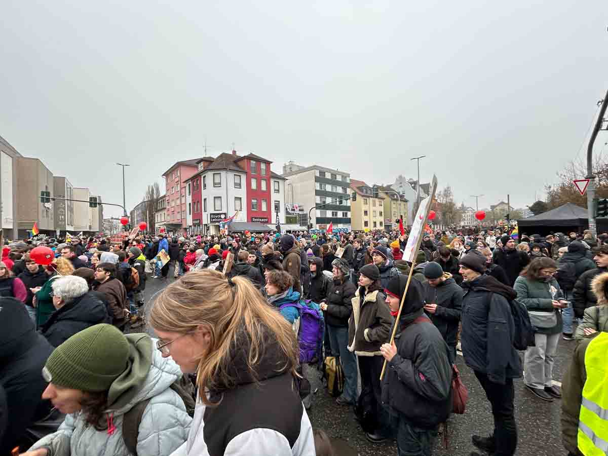 2025-11-29-Giessen-Demo-gegen-AfD-Jugend_007 Gemeinsam für Demokratie und Vielfalt am 29.11.2025 in Gießen