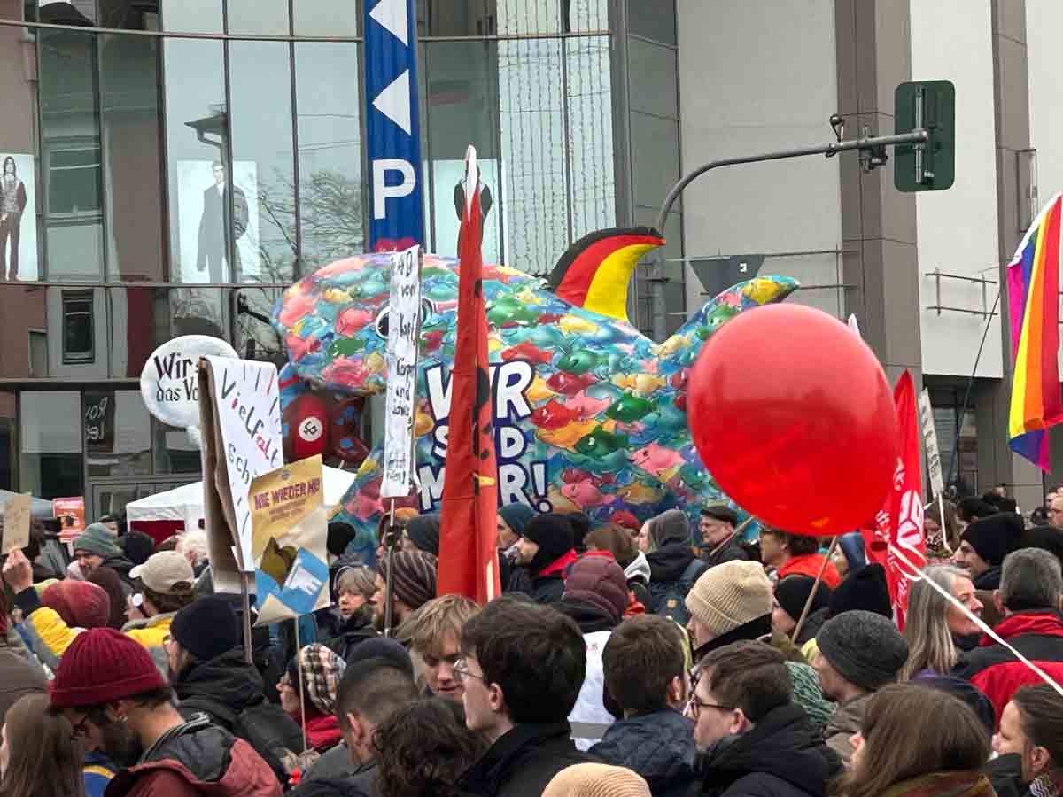 2025-11-29-Giessen-Demo-gegen-AfD-Jugend_017 Gemeinsam für Demokratie und Vielfalt am 29.11.2025 in Gießen