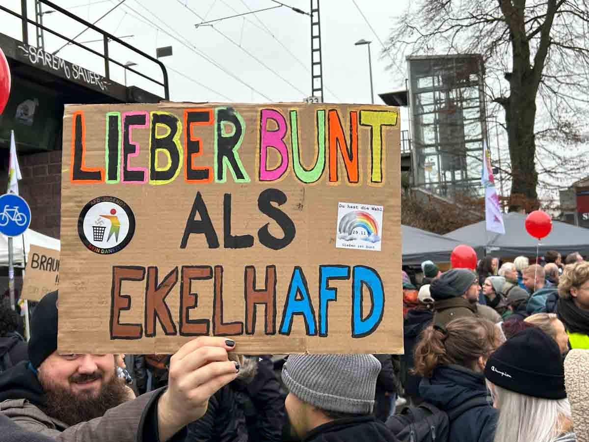 2025-11-29-Giessen-Demo-gegen-AfD-Jugend_018 Gemeinsam für Demokratie und Vielfalt am 29.11.2025 in Gießen