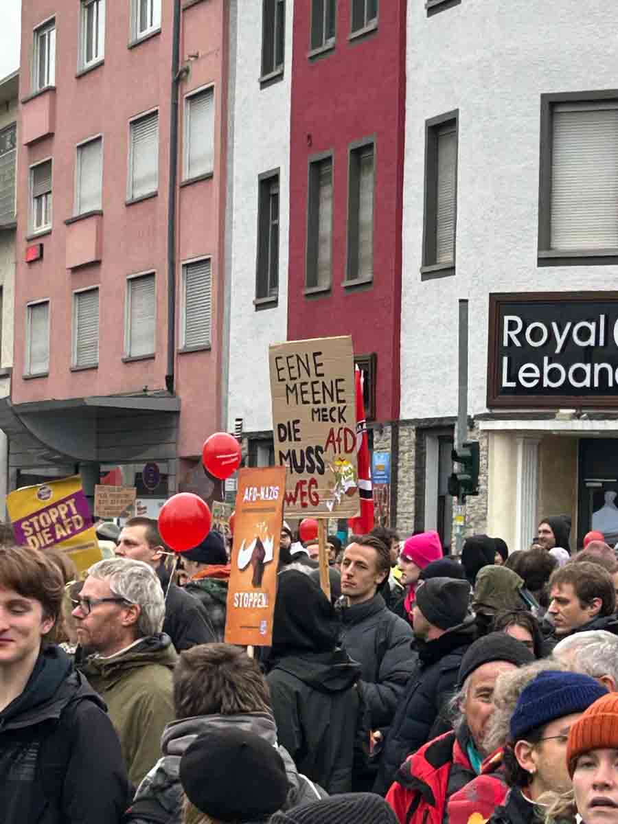 2025-11-29-Giessen-Demo-gegen-AfD-Jugend_024 Gemeinsam für Demokratie und Vielfalt am 29.11.2025 in Gießen