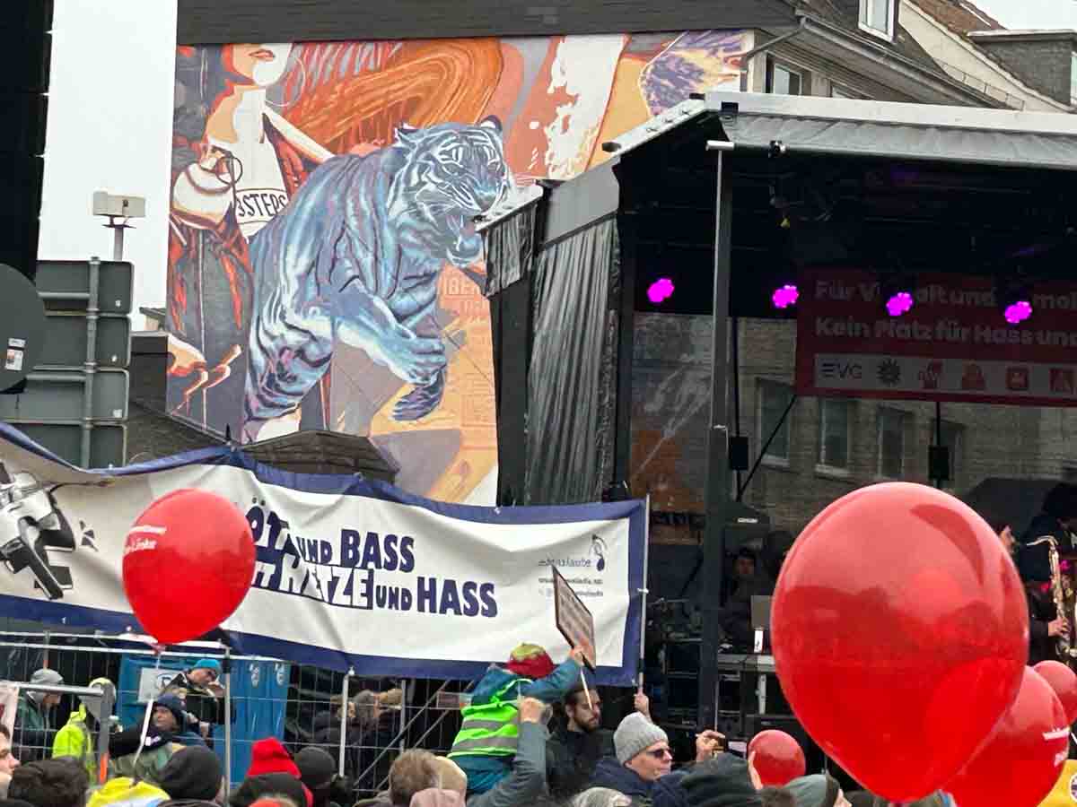 2025-11-29-Giessen-Demo-gegen-AfD-Jugend_026 Gemeinsam für Demokratie und Vielfalt am 29.11.2025 in Gießen