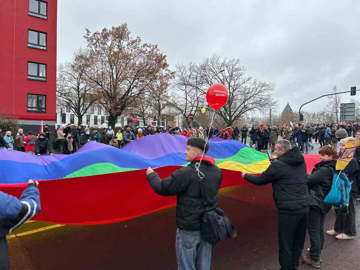 2025-11-29-Giessen-Demo-gegen-AfD-Jugend_032 Gemeinsam für Demokratie und Vielfalt am 29.11.2025 in Gießen