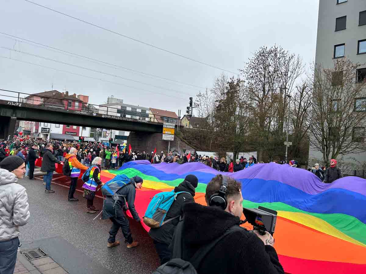 2025-11-29-Giessen-Demo-gegen-AfD-Jugend_033 Gemeinsam für Demokratie und Vielfalt am 29.11.2025 in Gießen