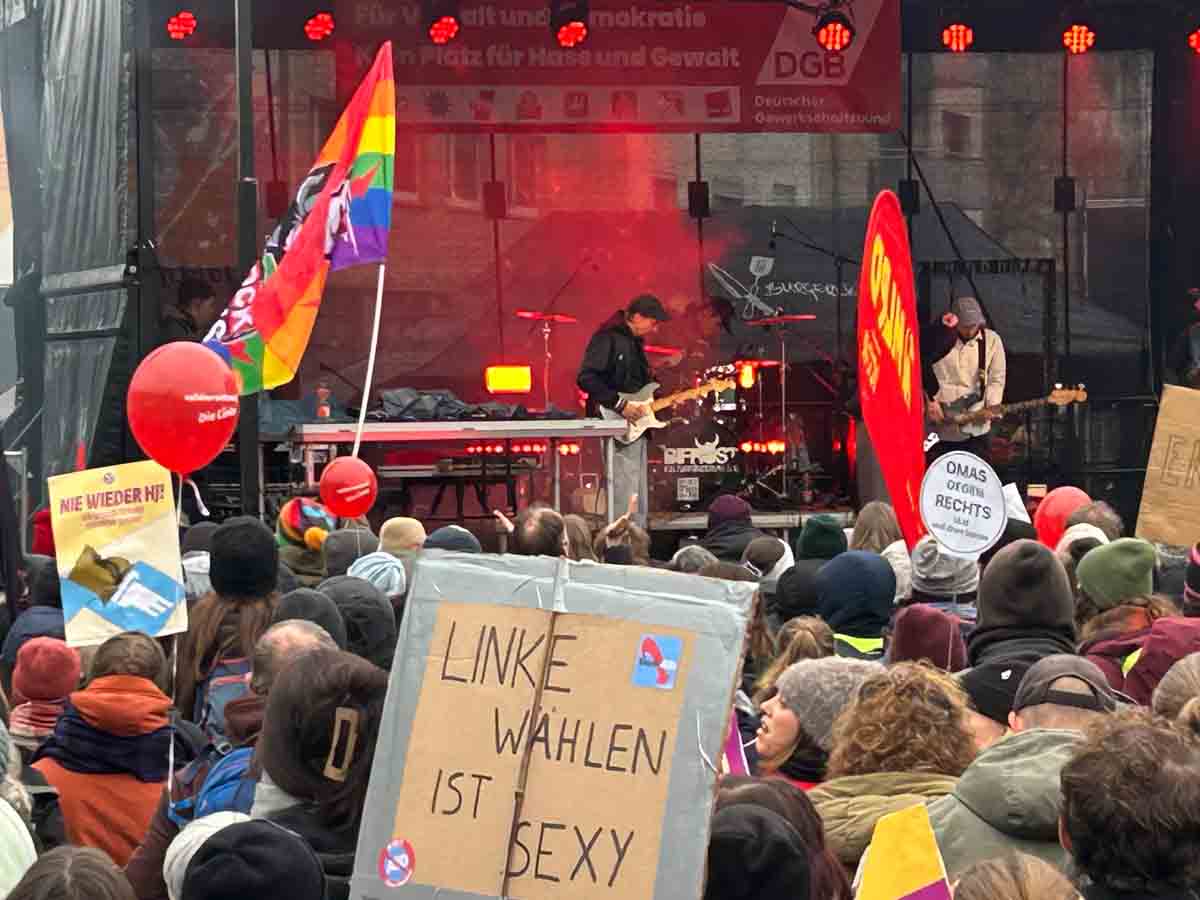 2025-11-29-Giessen-Demo-gegen-AfD-Jugend_042 Gemeinsam für Demokratie und Vielfalt am 29.11.2025 in Gießen