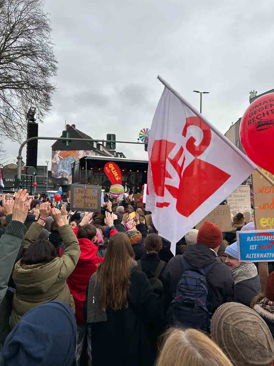 2025-11-29-Giessen-Demo-gegen-AfD-Jugend_046 Gemeinsam für Demokratie und Vielfalt am 29.11.2025 in Gießen