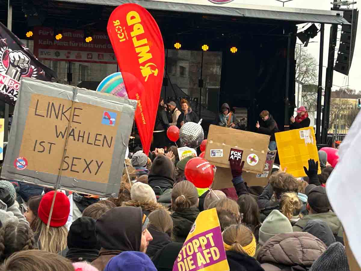 2025-11-29-Giessen-Demo-gegen-AfD-Jugend_048 Gemeinsam für Demokratie und Vielfalt am 29.11.2025 in Gießen