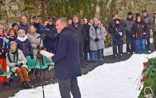 Holocaust-Gedenkveranstaltung im Wetzlarer Rosengärtchen am Mahnmal für die NS-Opfer am 27.01.2026