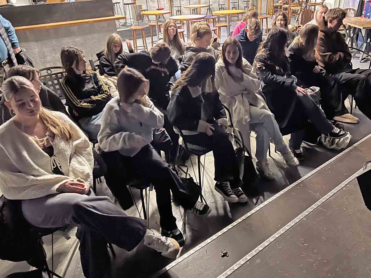 2026-03-25-Fuehrung_WdE_Kaufm-Schulen_DIL_Kl-12_01 WdE-Gruppenführung am 25.03.2026 für Geschichtsgrundkurs Kl. 12 kaufmännisches Gymnasium Dillenburg