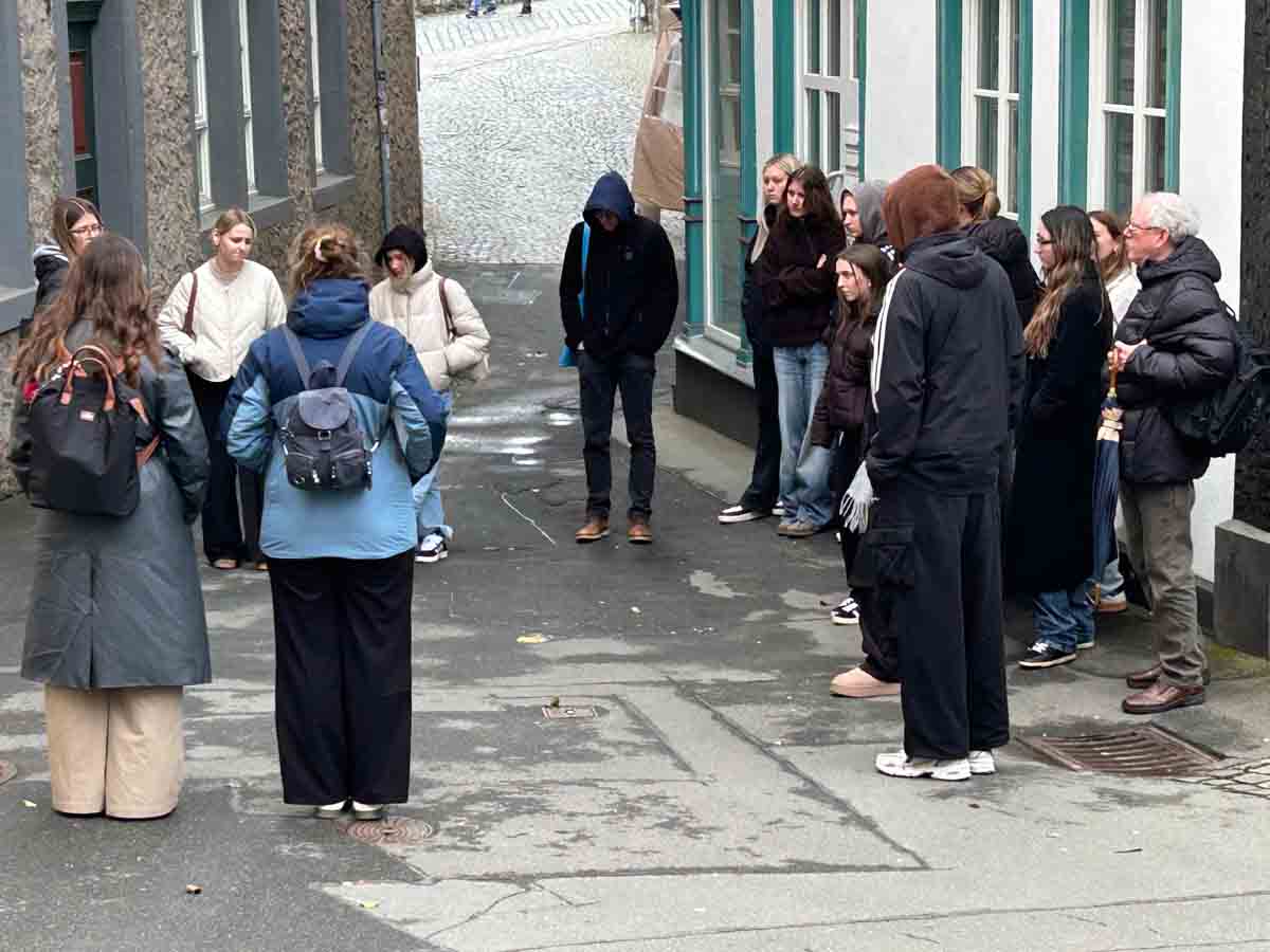 2026-03-25-Fuehrung_WdE_Kaufm-Schulen_DIL_Kl-12_08 WdE-Gruppenführung am 25.03.2026 für Geschichtsgrundkurs Kl. 12 kaufmännisches Gymnasium Dillenburg