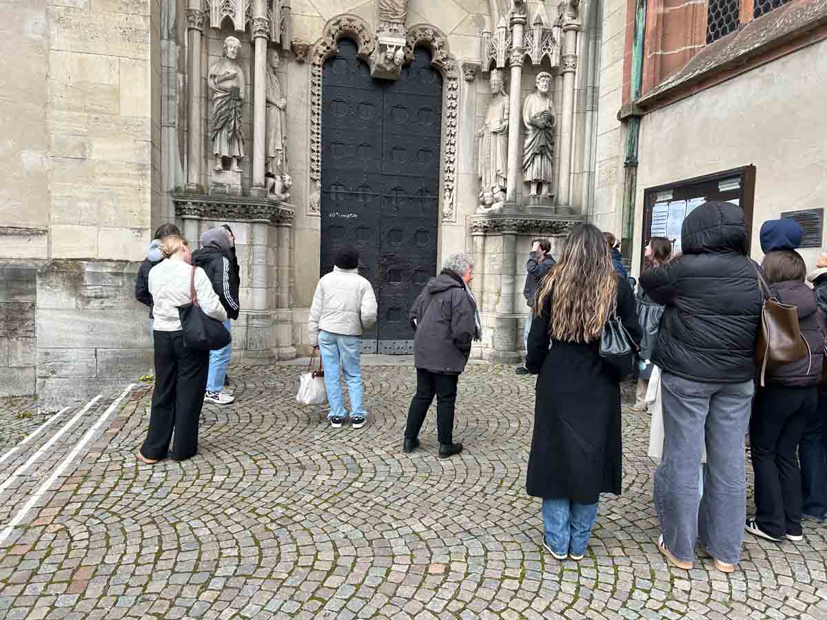 2026-03-25-Fuehrung_WdE_Kaufm-Schulen_DIL_Kl-12_10 WdE-Gruppenführung am 25.03.2026 für Geschichtsgrundkurs Kl. 12 kaufmännisches Gymnasium Dillenburg