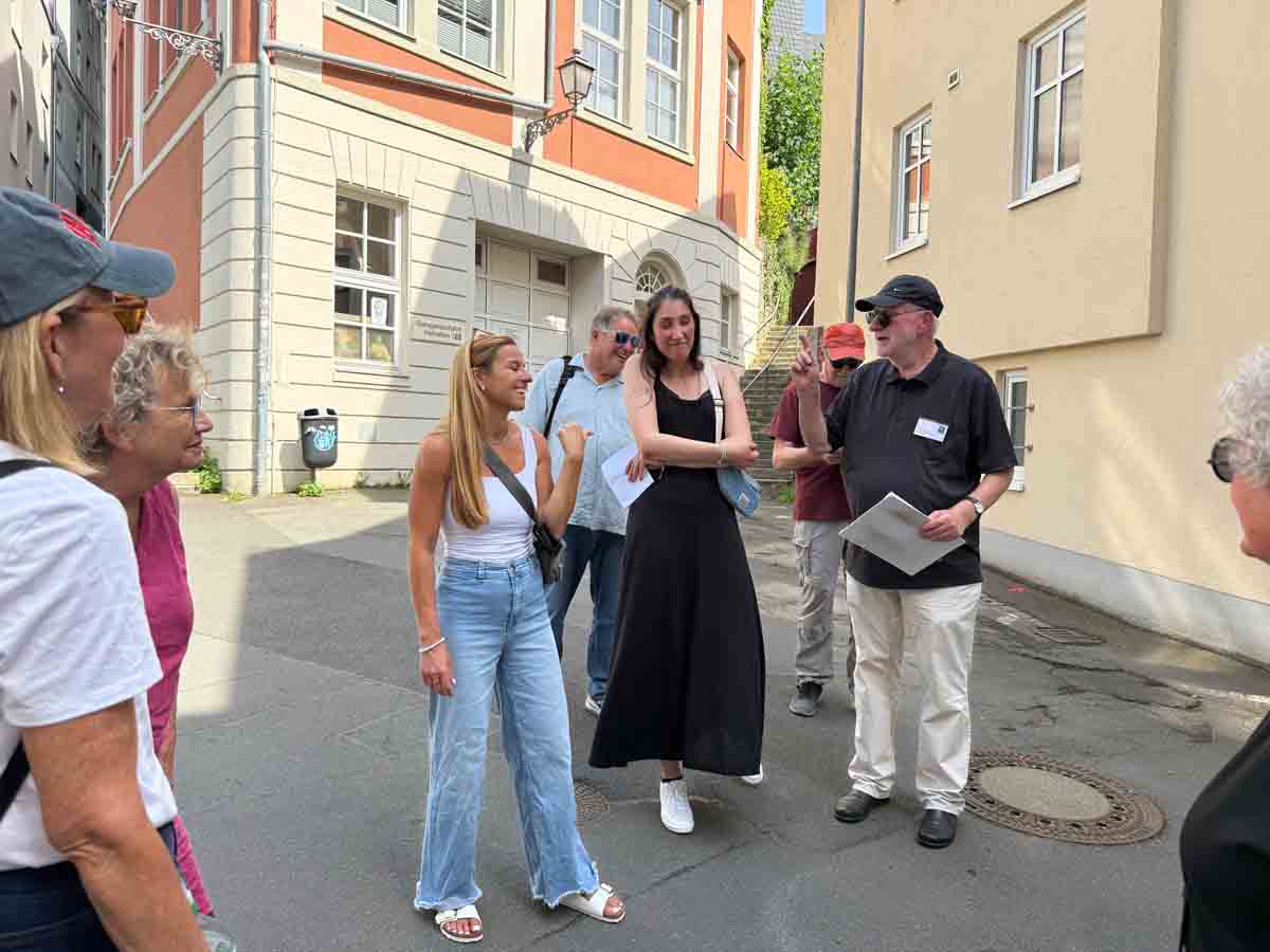 2026-05-30-WdE-Fuehrung_Fam-Rosenthal_20 Besuch der Familie Rosenthal (USA) in Wetzlar